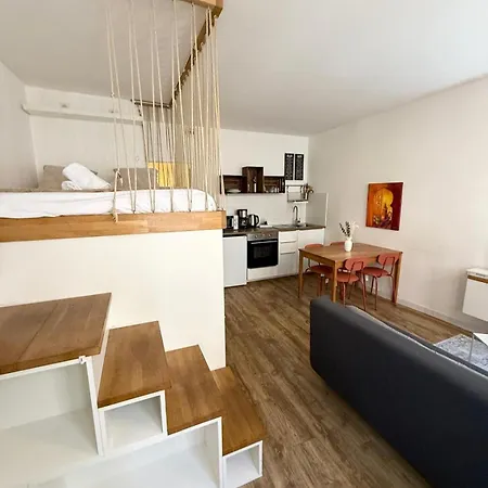 Georges - 1 Bedroom - Old *