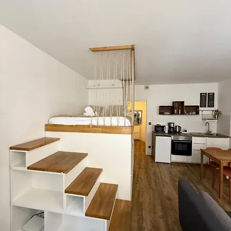 Georges - 1 Bedroom - Old